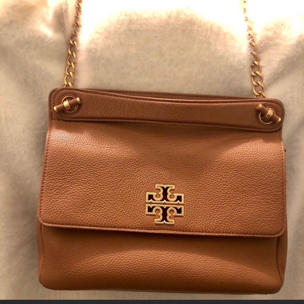 Very beautiful Tory burch crossbody & shoulder bag .
